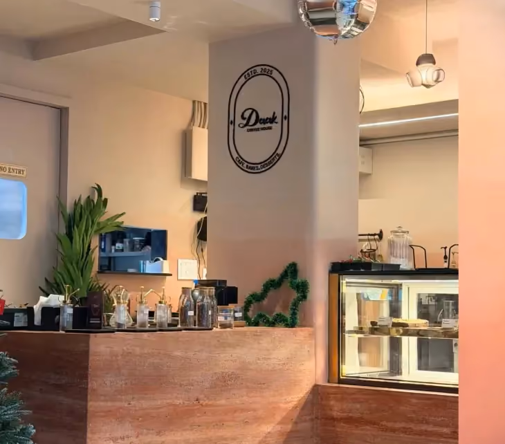 Daak cafe counter